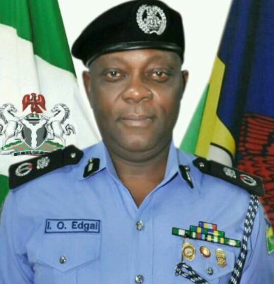 Lagos CP bans policemen from wearing mufti, SARs jackets