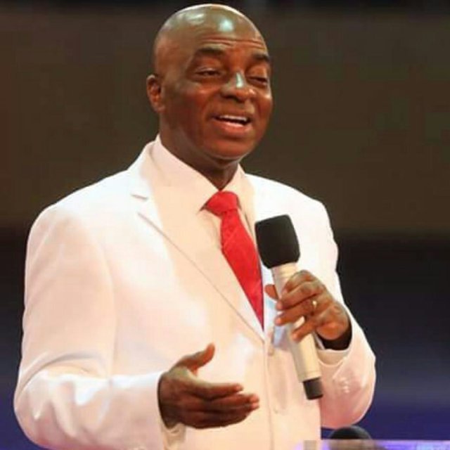 Lockdown: Bishop Oyedepo begins weekly distribution of food items worth N25m directly to poor households