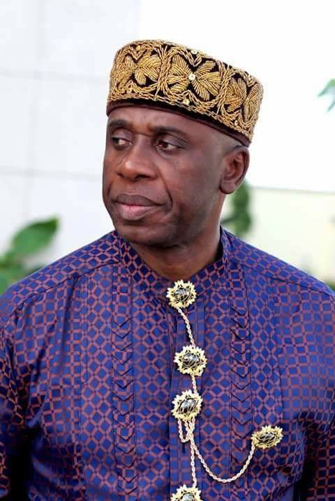 APC for poor people, PDP for rich thieves, says Amaechi