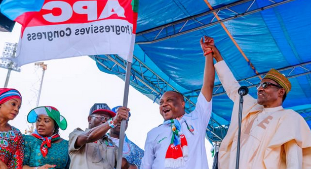 Buhari goofs again! ‘I hand over this flag to our governortorial’