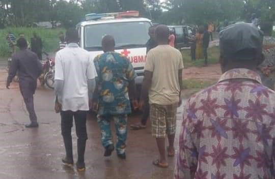 Gunmen hijack ambulance, kidnap doctors in Ondo