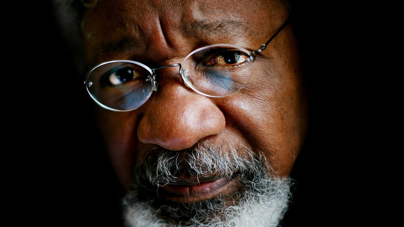 Buhari can’t solve our problems, he has failed – Soyinka 