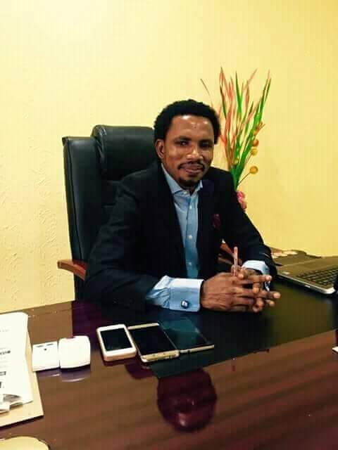 Video: Senator Elisha Abbo assaults woman at sex toy shop