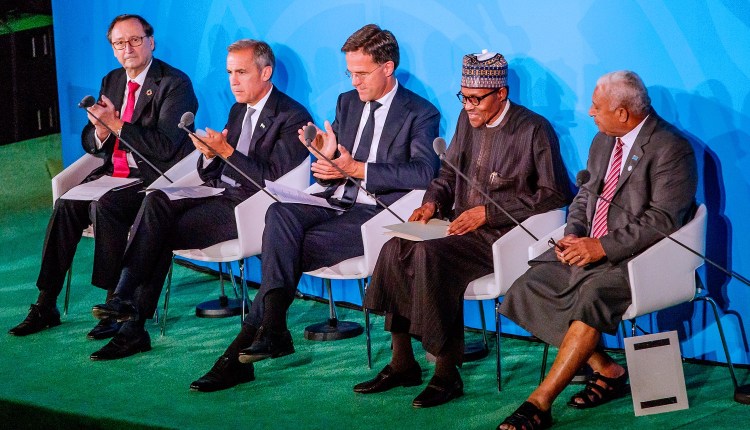 Presidency defends Buhari’s decision to answer question from prepared speech