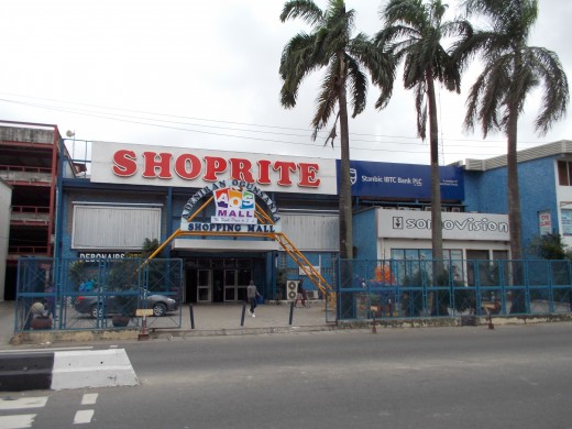 M&G, Affordable Boutique, others looted in Lagos mall