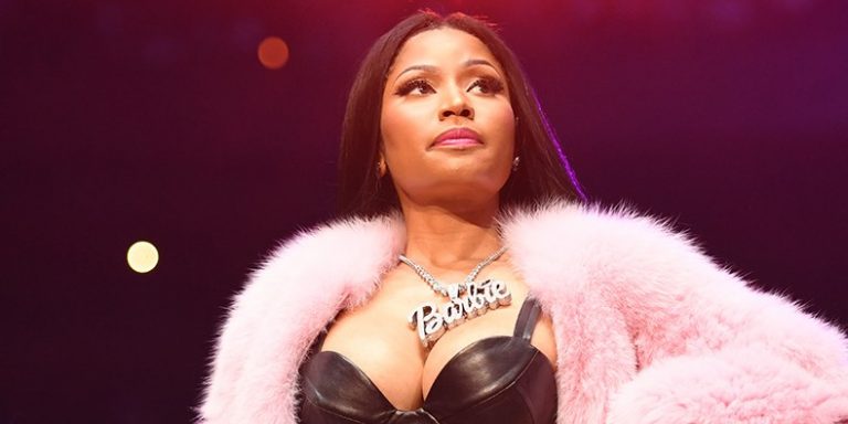 Nicki Minaj apologises to fans for retiring