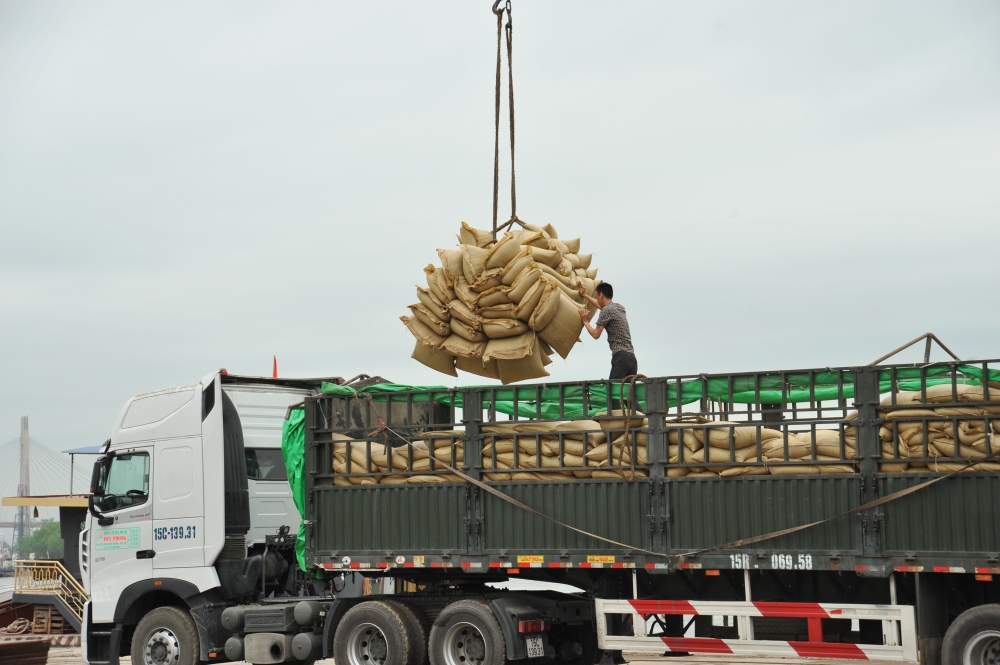 Vietnam begs Nigeria to allow it import rice