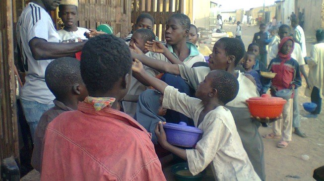 Kano government bans almajiri street begging