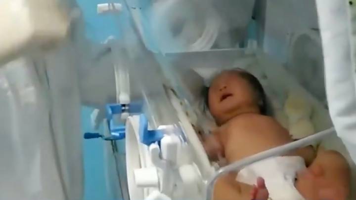 17-day-old baby overcomes coronavirus in China