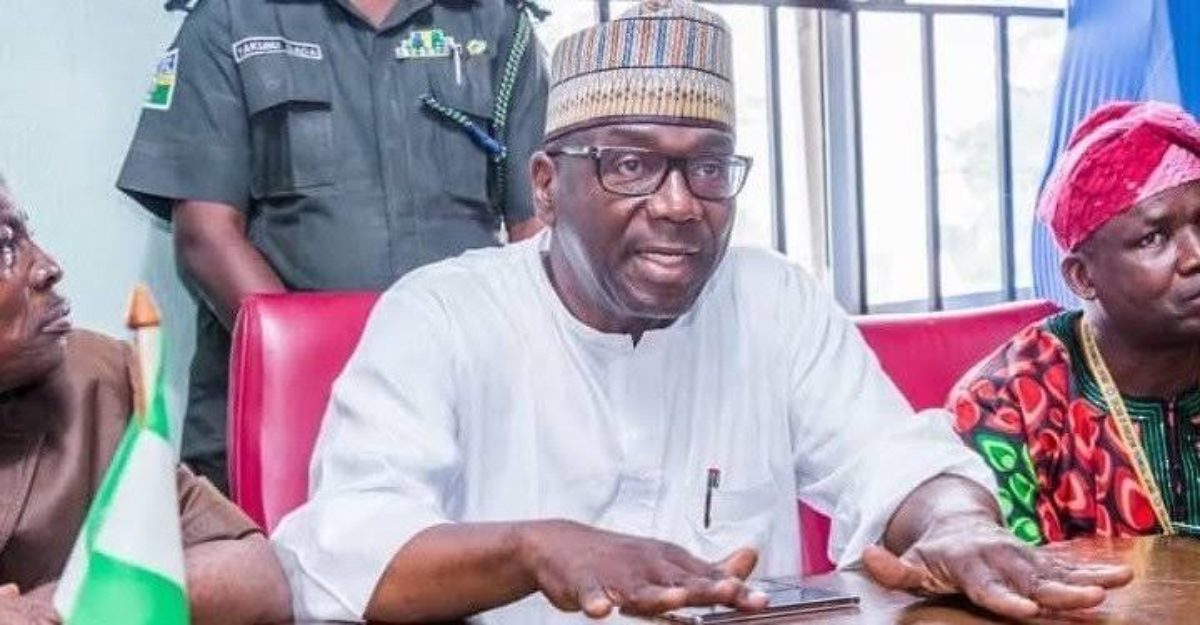 Kwara governor sacks cabinet, retains only SSG