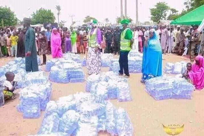 Bauchi first lady distributes sachet water to women as startup packs