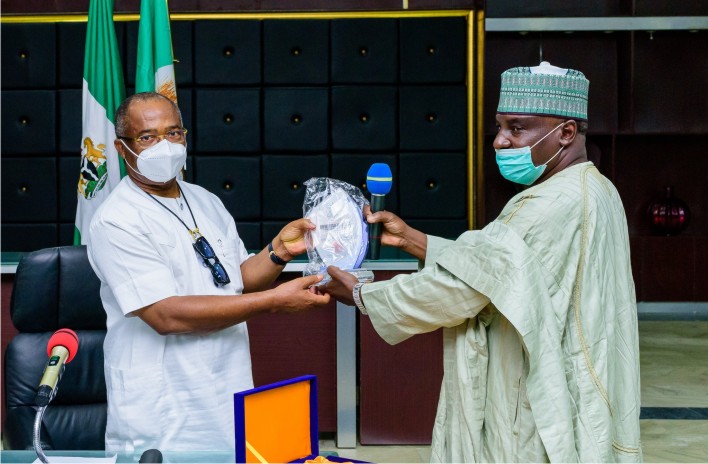 Gov Uzodinma inducted into Buhari’s Integrity Hall of Fame