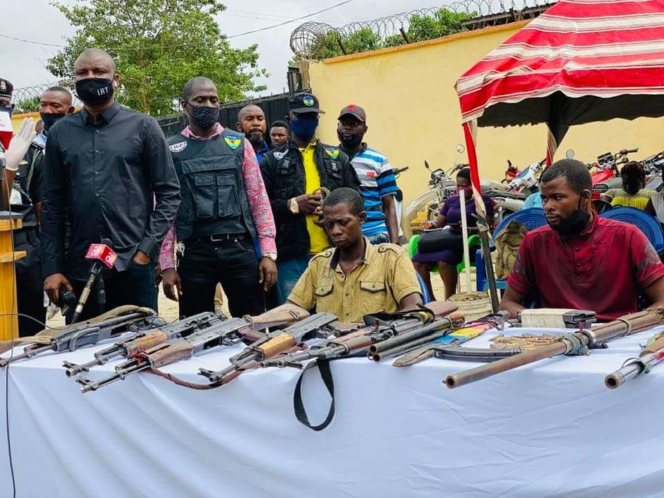 Kidnappers kill doctor, son after collecting N7.5m ransom Kidnappers kill doctor, son after collecting N7.5m ransom