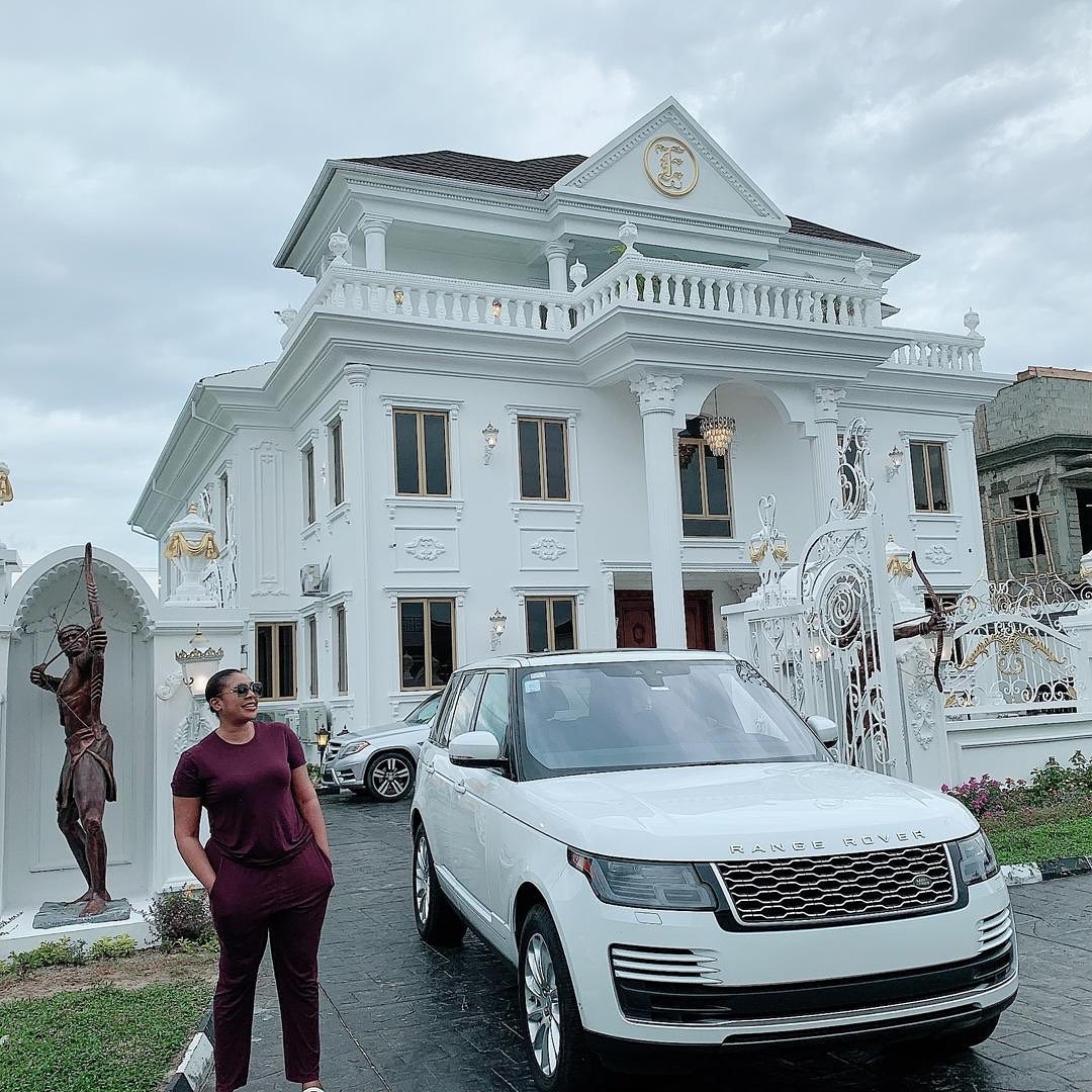 Socialite, Ehi Ogbebor gifts herself 7 bedroom mansion for 35th birthday