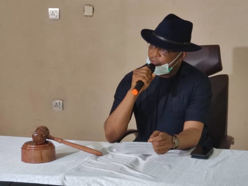 17 Edo lawmakers ‘impeach’ speaker, deputy