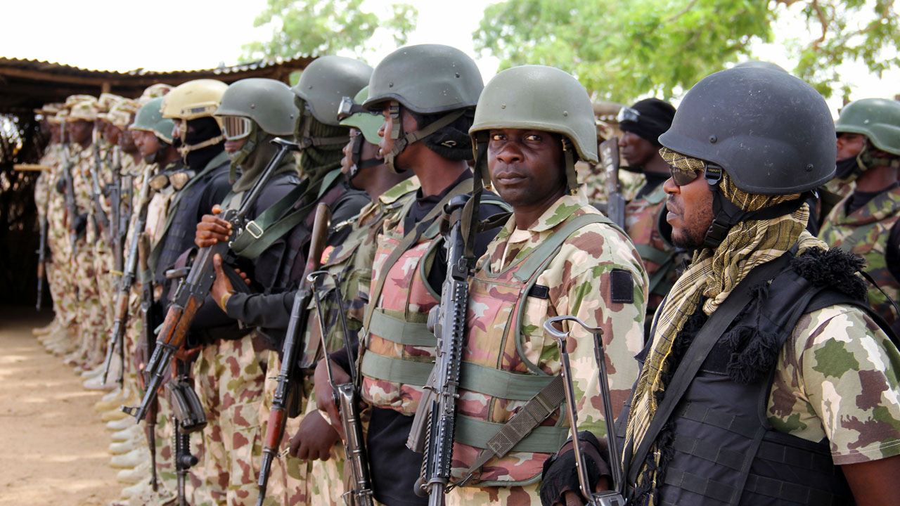 FG deploys more troops to secure Lagos public buildings