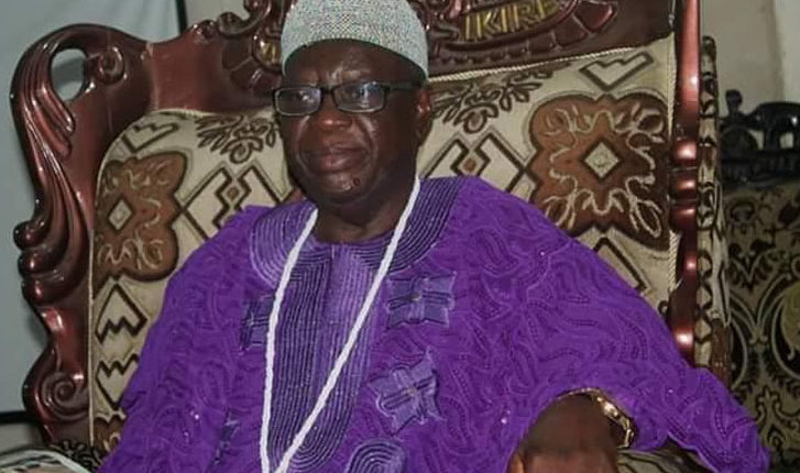 Mob chase away Osun monarch, seal palace