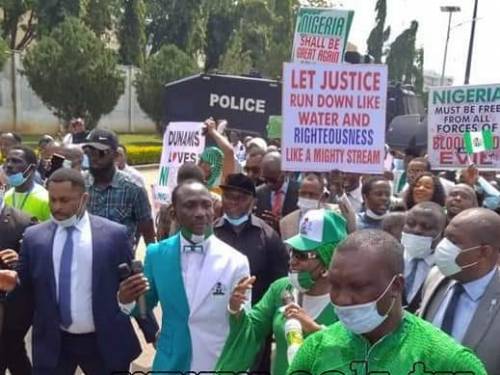 #Endsars: This is not the time to play ostrich – Enenche tells FG as he leads youths on prayer walk in Abuja