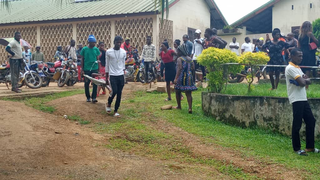 Gunmen storm Cameroon school, kill six children