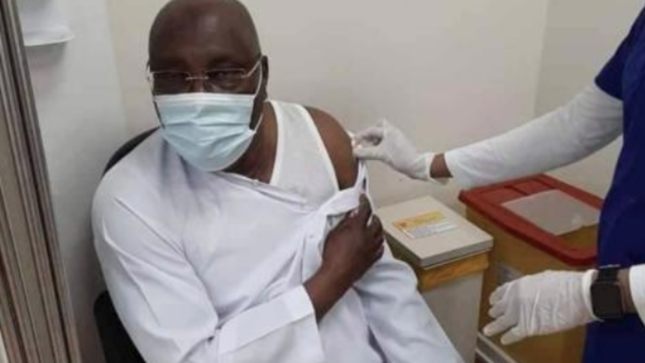Atiku becomes first Nigerian to receive Pfizer COVID-19 vaccine