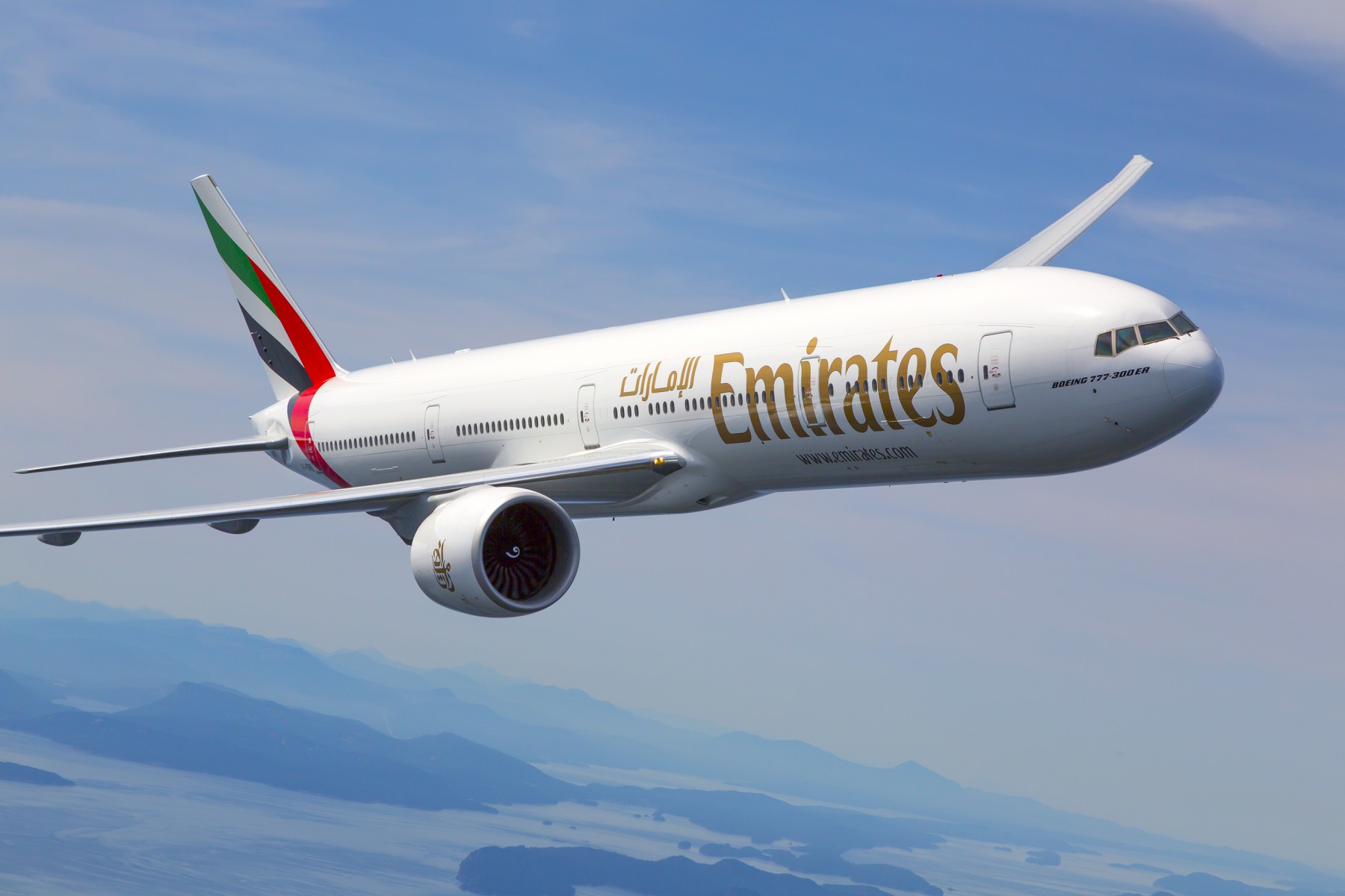 Safety above all as Emirates operates first flight by fully vaccinated frontline teams