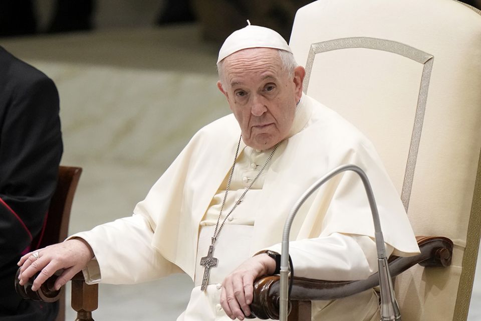 Stop the killings in Nigeria, Pope tells Buhari