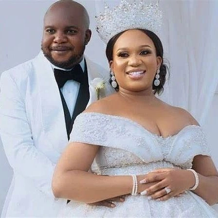 Ubi Franklin’s baby mama, Sandra Iheuwa unfollows husband on social media, reverts to maiden name