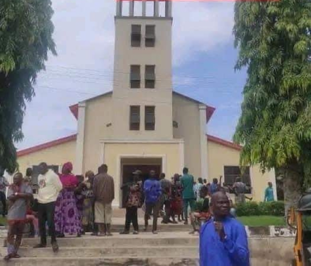 How suspected terrorists attacked me and parishioners – Parish Priest of Ondo Catholic Church (Photos)