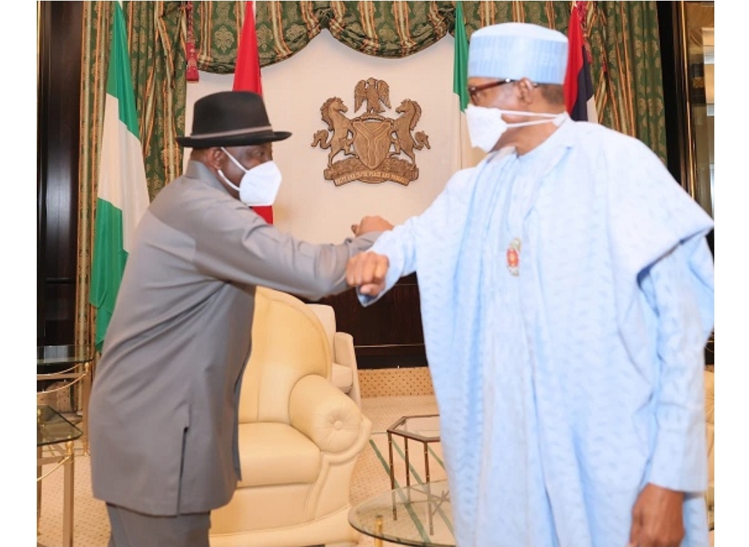 Buhari confers awards on Goodluck Jonathan, Wike, 42 others