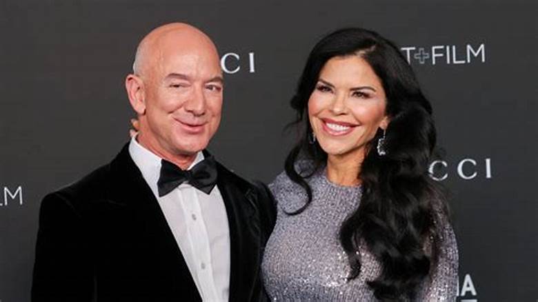 Jeff Bezos splashes $68m house to fiance following proposal