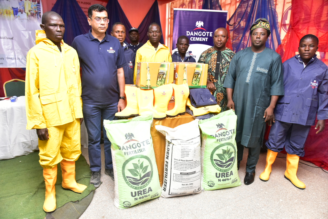 Food security: Minister lauds Dangote Cement over farmer’s empowerment……as Ibese plant donates farming inputs to host community farmers