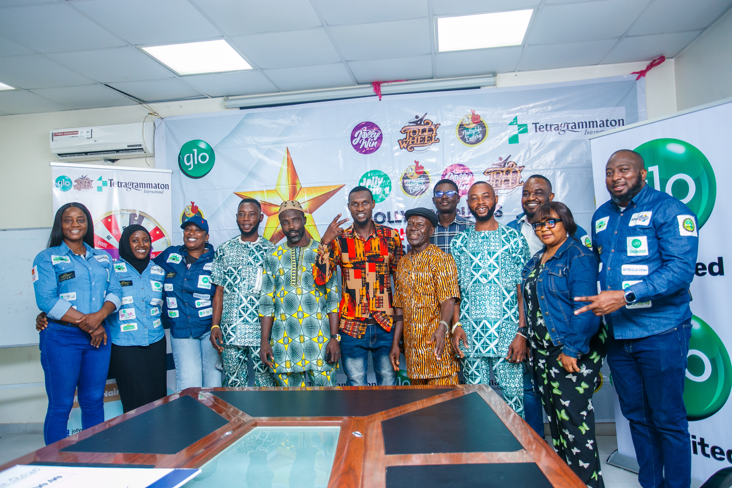 Excited Glo Jolly Cash Award winners laud network