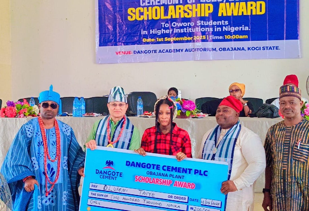 Dangote cement extends scholarship scheme to some Oworo students in higher institutions
